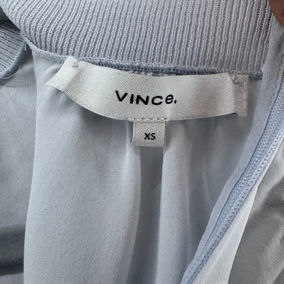 Vince Top Womens XS Blue Silk Mock Neck Sleeveless Lightweight Zip Closure - Picture 2 of 13